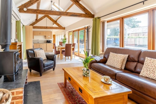 1 Bed in Wonastow (oc-l29426)
