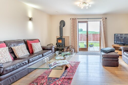 4 Bed in Wonastow (oc-k29425)