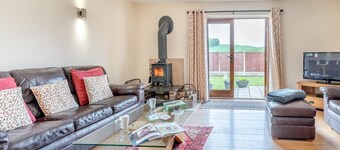 4 Bed in Wonastow (oc-k29425)