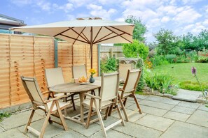 Outdoor dining - 3 Bed in Wool (oc-a29358) (Wool)
