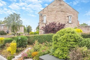 Property grounds - 2 Bed in Wooler (oc-l29429) (Wooler)