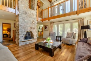 Living area - 3 Bed in North Bovey (oc-f29422) (North Bovey)