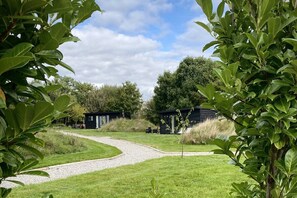 Property grounds - 1 Bed in Eyam (oc-r29410) (Foolow)