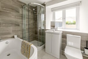 Towels - 2 Bed in St. Minver (oc-r29475) (Saint Minver)