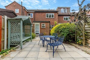 Outdoor dining - 2 Bed in Reedham (oc-c29528) (Haddiscoe)