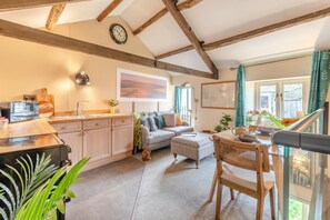 TV, fireplace - 1 Bed in Reeth (oc-t29540) (Reeth)