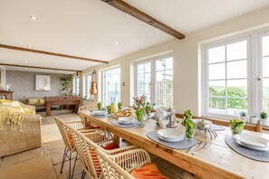 Dining - 4 Bed in Woolacombe (oc-t5715) (Woolacombe)