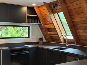 Kühlschrank, Mikrowelle, Geschirrspüler