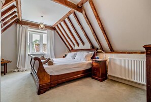 3 bedrooms, iron/ironing board, free WiFi, bed sheets - 3 Bed in Snape (oc-g29478) (Church Common)