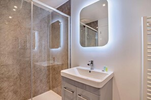 Towels - 2 Bed in Bridlington (oc-s29446) (Bridlington)