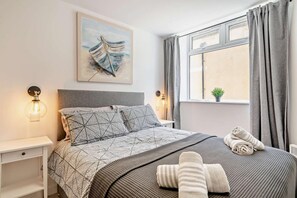 Free WiFi, bed sheets - 3 Bed in Bridlington (oc-s29443) (Bridlington)