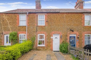 Exterior - 2 Bed in Heacham (oc-p29546) (Heacham)
