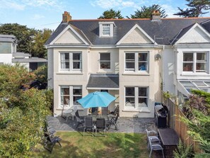 Terrace/patio - 5 Bed in Trebetherick (oc-b29371) (La Mohay)