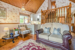 TV - 2 Bed in Devils Bridge (oc-d29575) (Pontarfynach)