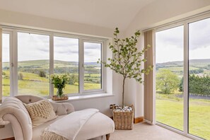 Interior - 1 Bed in New Mills (oc-p29603) (Mellor)