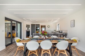 Dining - 4 Bed in Windmill (oc-w29654) (Trevone)