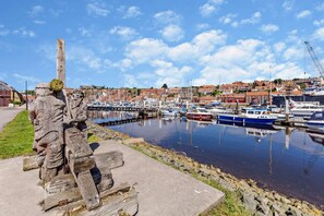 Marina - 3 Bed in Whitby (oc-f29650) (Whitby)