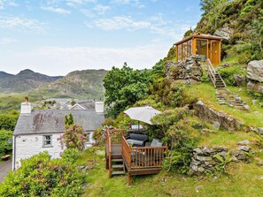 Terrace/patio - 3 Bed in Fucheswen (oc-c29607) (Blaenau Ffestiniog)