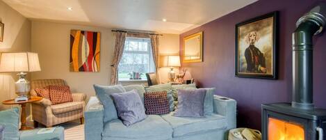 Télévision, cheminée