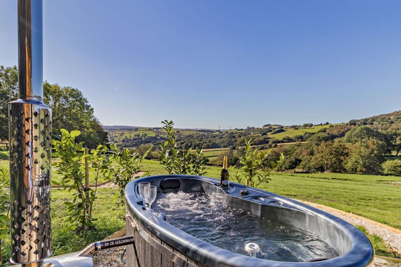 مغطس سبا خارجي