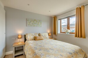 Fer et planche à repasser, Wi-Fi gratuit, draps fournis