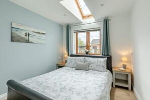 Iron/ironing board, free WiFi - 1 Bed in Tytherleigh (oc-h29733) (Tytherleigh)