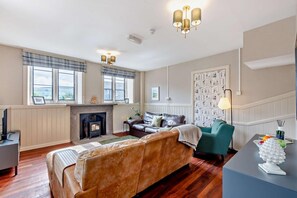 TV - 3 Bed in Hardraw (oc-t29418) (Appersett)