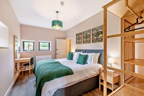 Travel cot, free WiFi, bed sheets - 3 Bed in Hardraw (oc-t29418) (Appersett)