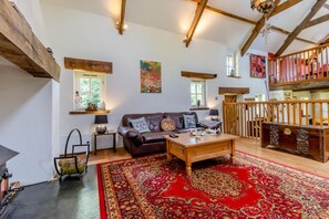 TV, fireplace - 1 Bed in Llwynygroes (oc-y29714) (Llangeitho)