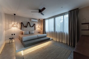 4 bedrooms, iron/ironing board, WiFi, bed sheets - Casa Rufina is a villa within the exclusive community of the Privada (Tulum)