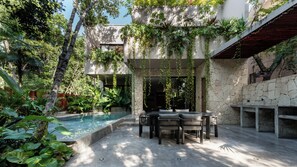 Outdoor dining - Casa Rufina is a villa within the exclusive community of the Privada (Tulum)