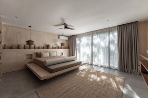 4 bedrooms, iron/ironing board, WiFi, bed sheets - Casa Rufina is a villa within the exclusive community of the Privada (Tulum)
