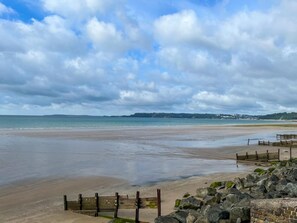 Beach - 6 Bed in Ludchurch (oc-m29751) (Ludchurch)