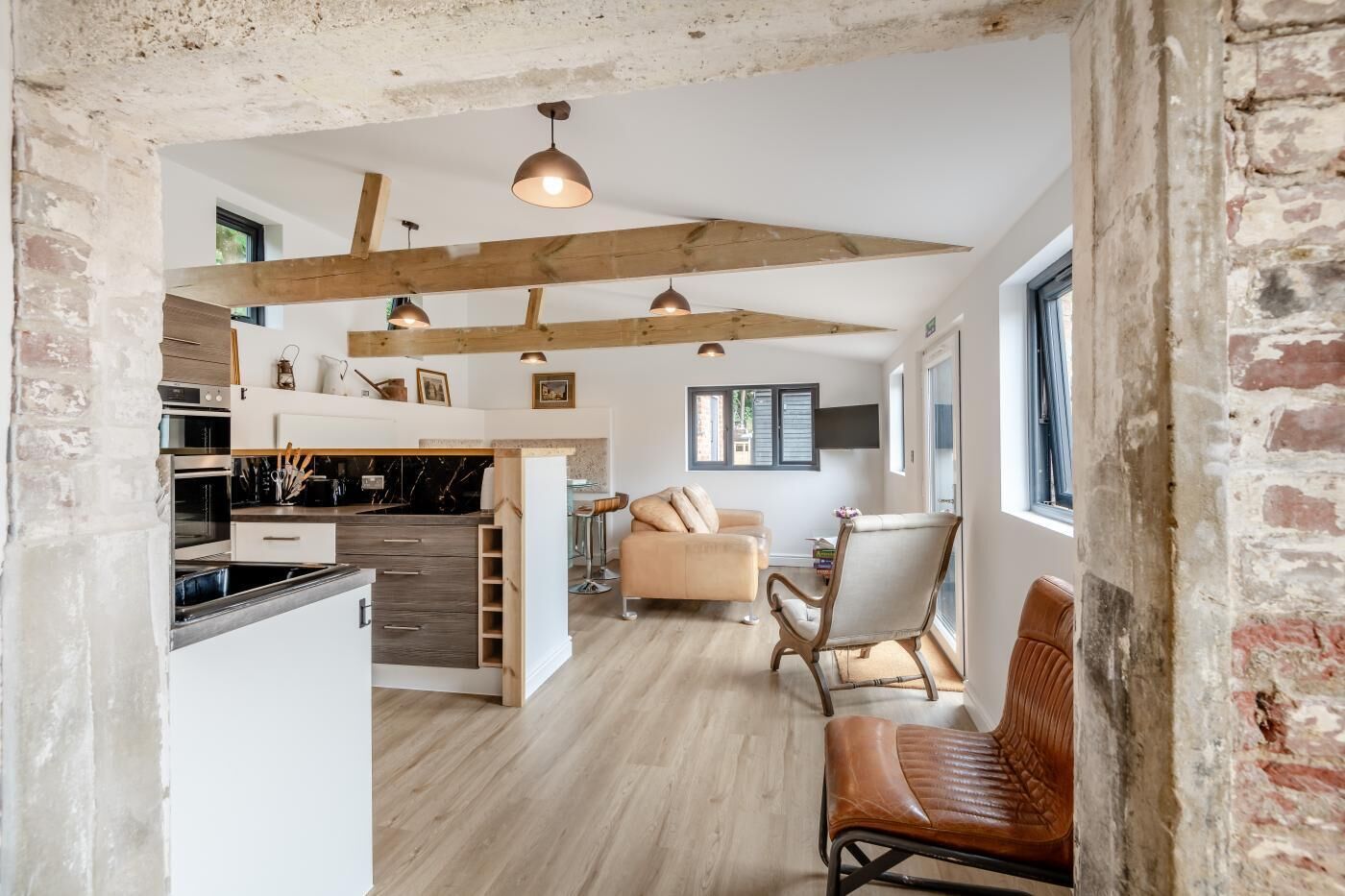 المنشأة من الداخل