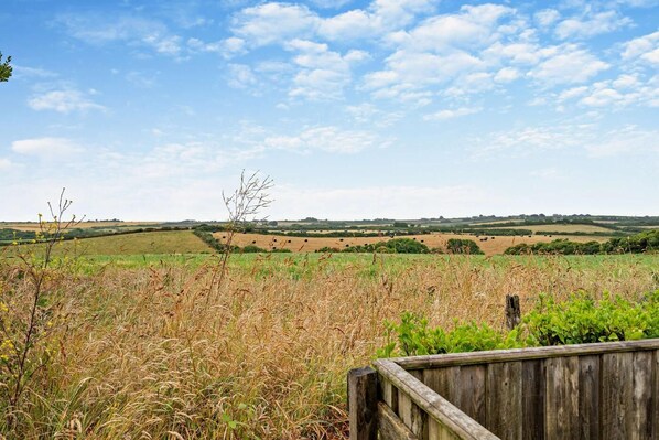 Miscellaneous - 2 Bed in Padstow (oc-w3658) (Treyarnon Bay)
