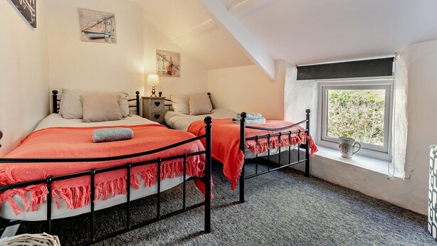 Room - 2 Bed in Delabole (oc-r29780) (Delabole)