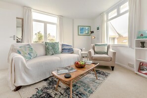 TV - 1 Bed in St. Ives (oc-p29852) (St Ives)