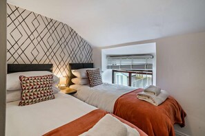 Iron/ironing board, free WiFi, bed sheets - 2 Bed in Ulverston (oc-q29885) (Ulverston)