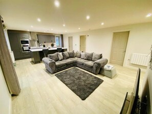 Living area - Luxury Stay at Yarwell Mill, Peterborough (North Northamptonshire)