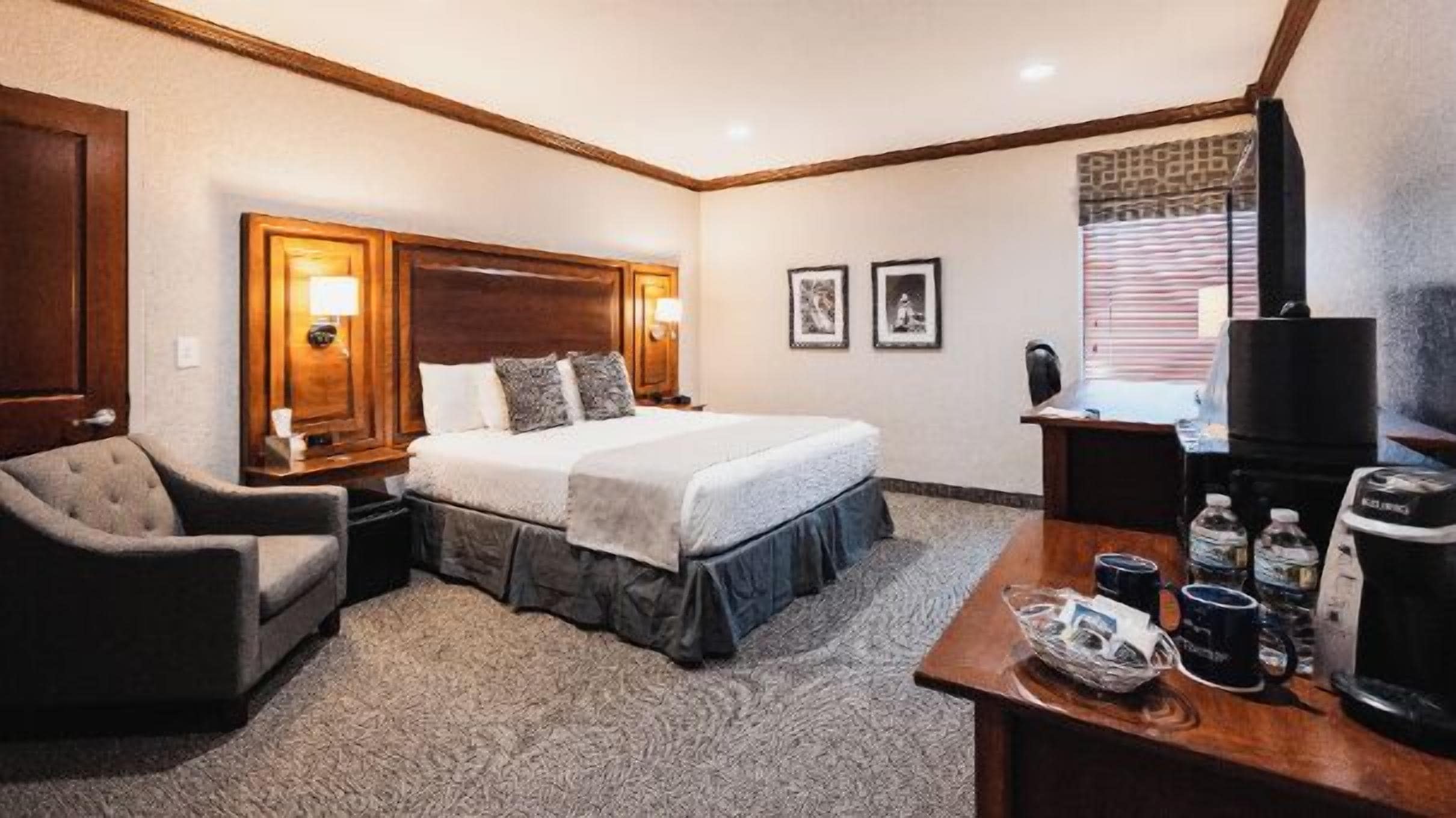 1 Schlafzimmer, Schreibtisch, Bügeleisen/Bügelbrett, kostenloses WLAN