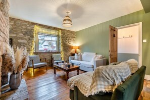 TV - 3 Bed in Swanage (oc-n29755) (Swanage)