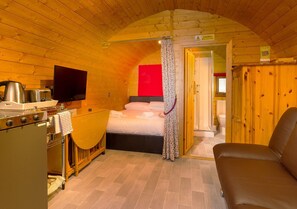 Free WiFi, bed sheets - Stock Ghyll - One Bedroom House, Sleeps 2 (Newby Bridge)