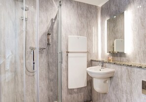Towels - Bee Holme - Two Bedroom House, Sleeps 4 (Newby Bridge)