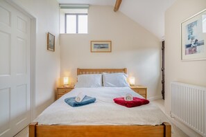 Iron/ironing board, travel cot, free WiFi, bed sheets - 1 Bed in Hay-on-Wye (oc-c29788) (Hay-on-Wye)