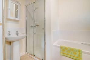 Hair dryer, towels - 1 Bed in Hay-on-Wye (oc-c29788) (Hay-on-Wye)