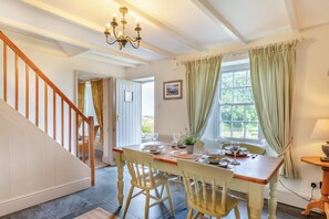 Dining - 2 Bed in Minster (oc-h29851) (Boscastle)