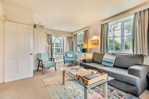 Fireplace - 3 Bed in Docking (oc-g29874) (Docking)