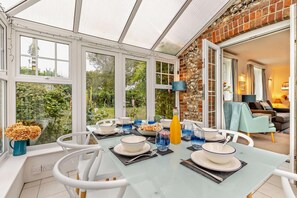 Dining - 3 Bed in Docking (oc-g29874) (Docking)