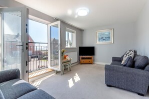 TV - 3 Bed in Felixstowe (oc-p29748) (Felixstowe)