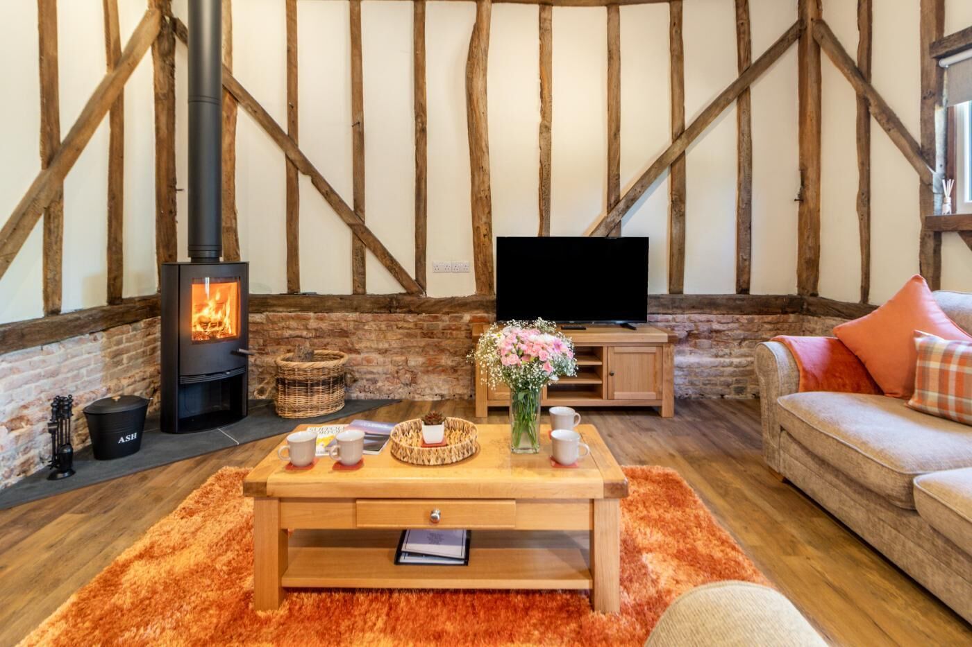 2 Bed In All Saints South Elmham (Oc-j29830) - Norfolk